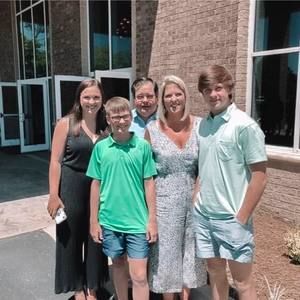 Meet your Posher, Holley